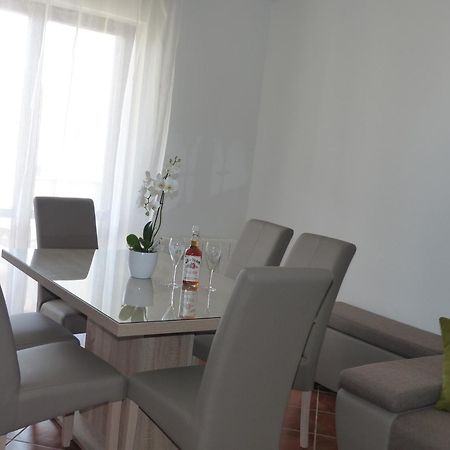 Charming Apartments In Pula Exterior foto